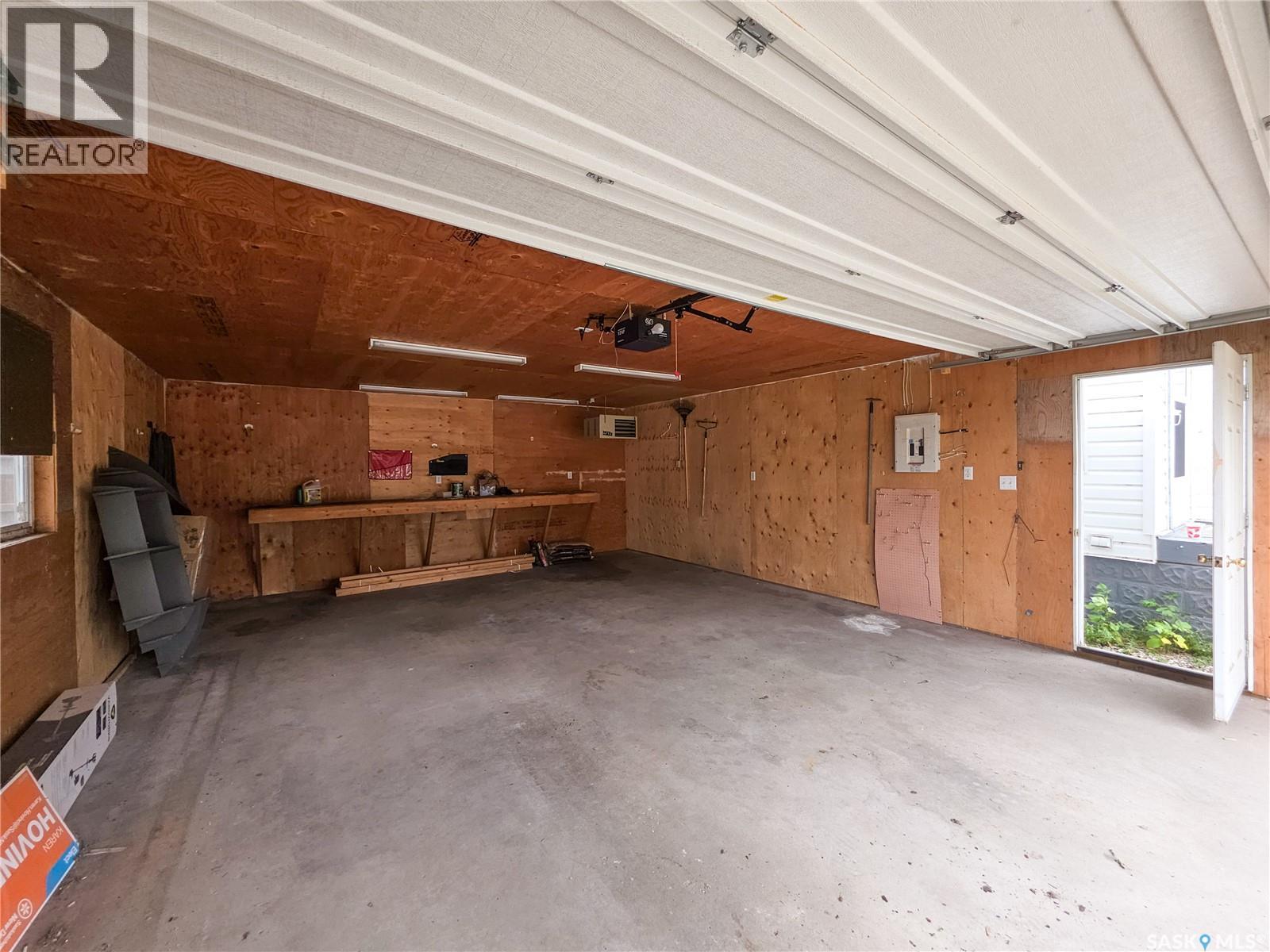 202 6th Avenue E, Melville, Saskatchewan  S0A 2P0 - Photo 42 - SK049972