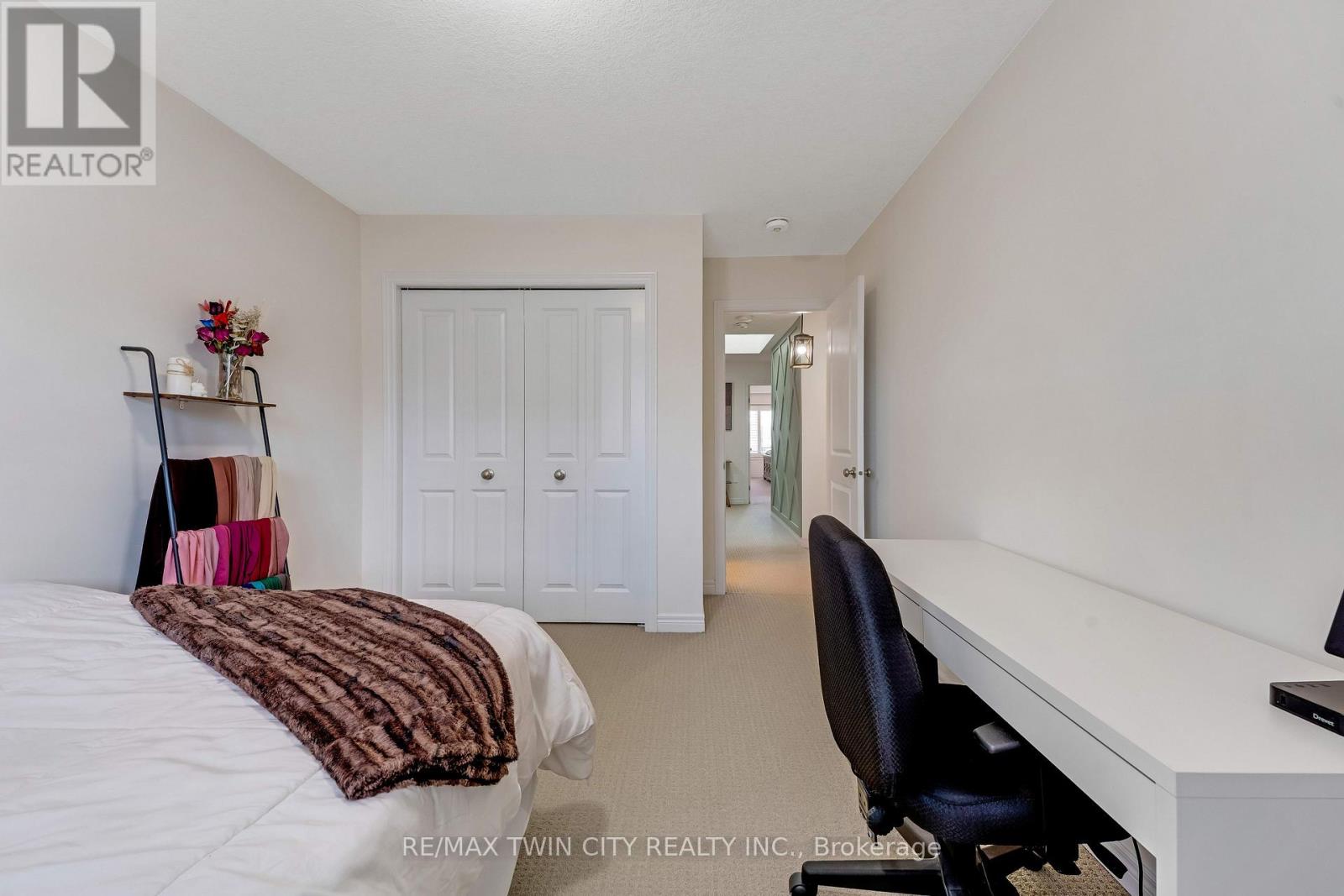 18 Crossbridge Avenue, Kitchener, Ontario  N2A 0J9 - Photo 30 - X13848254