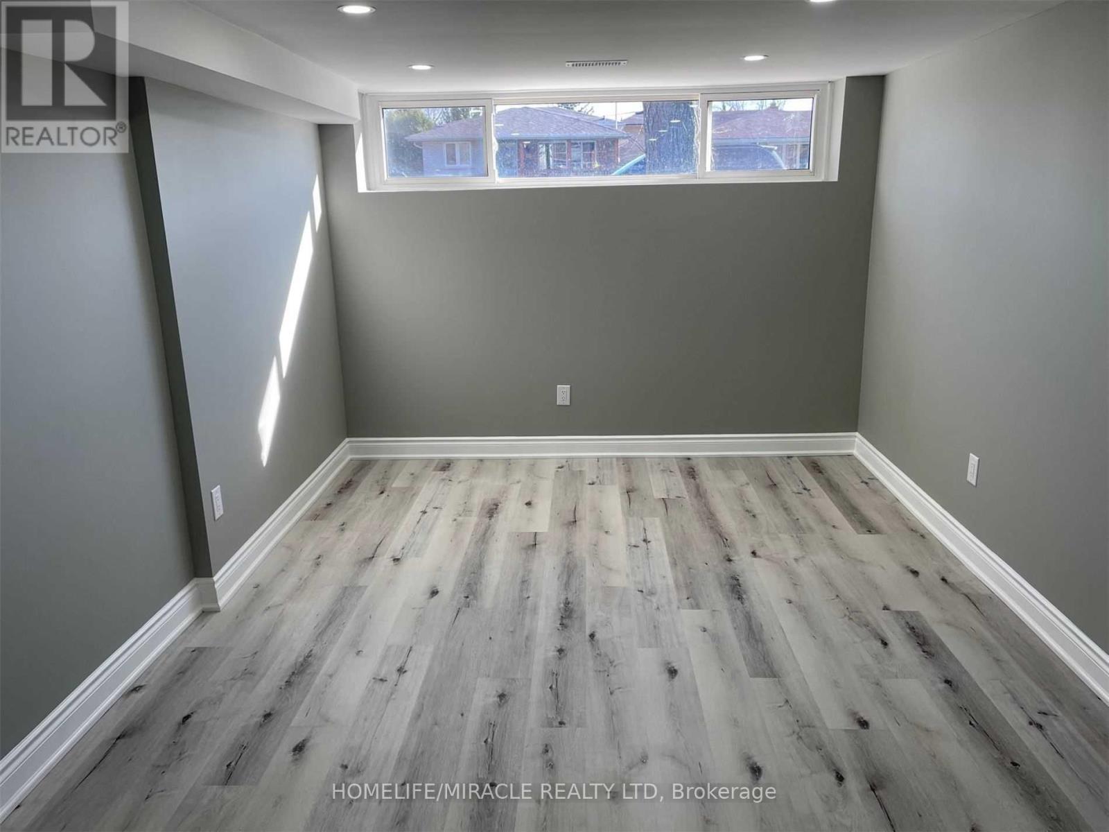 #bsmt - 64 Gainsborough Road, Hamilton, Ontario  L8E 1E1 - Photo 11 - X13848326