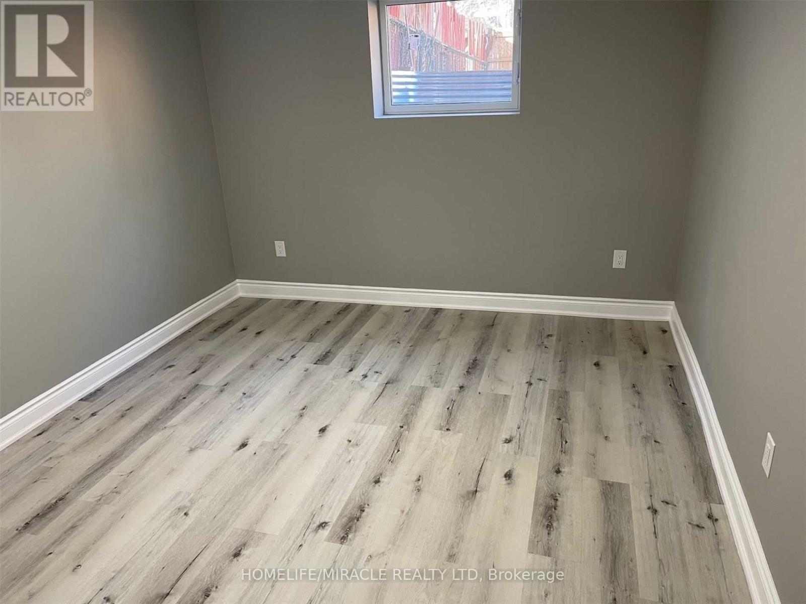 #bsmt - 64 Gainsborough Road, Hamilton, Ontario  L8E 1E1 - Photo 19 - X13848326