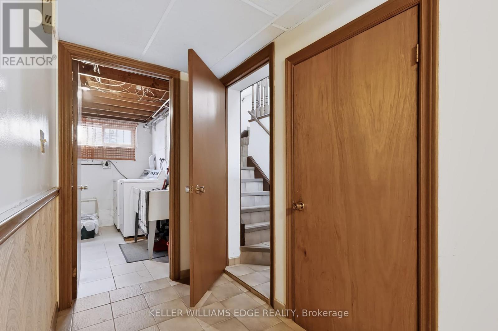 261 Carla Avenue, Hamilton, Ontario  L8G 3M9 - Photo 22 - X13848436