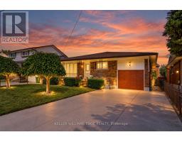261 CARLA AVENUE, Hamilton, Ontario