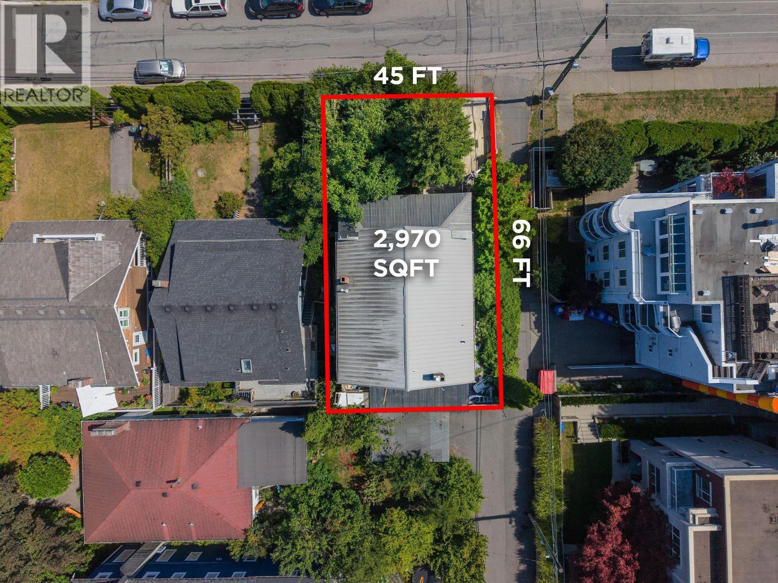 2413 COLLINGWOOD STREET, Vancouver, British Columbia