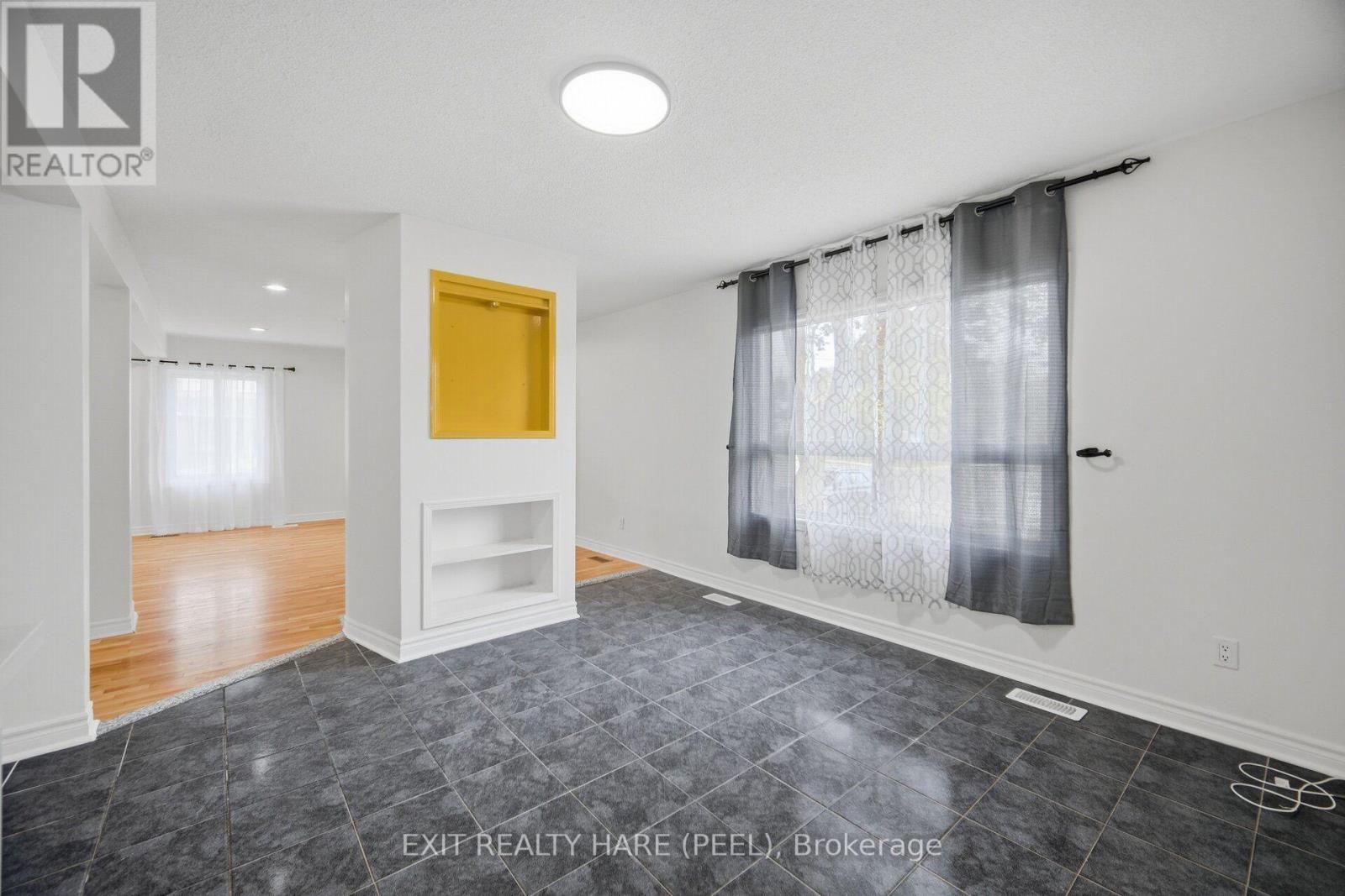 7698 Kipling Avenue, Vaughan, Ontario  L4L 1Y6 - Photo 14 - N13753942