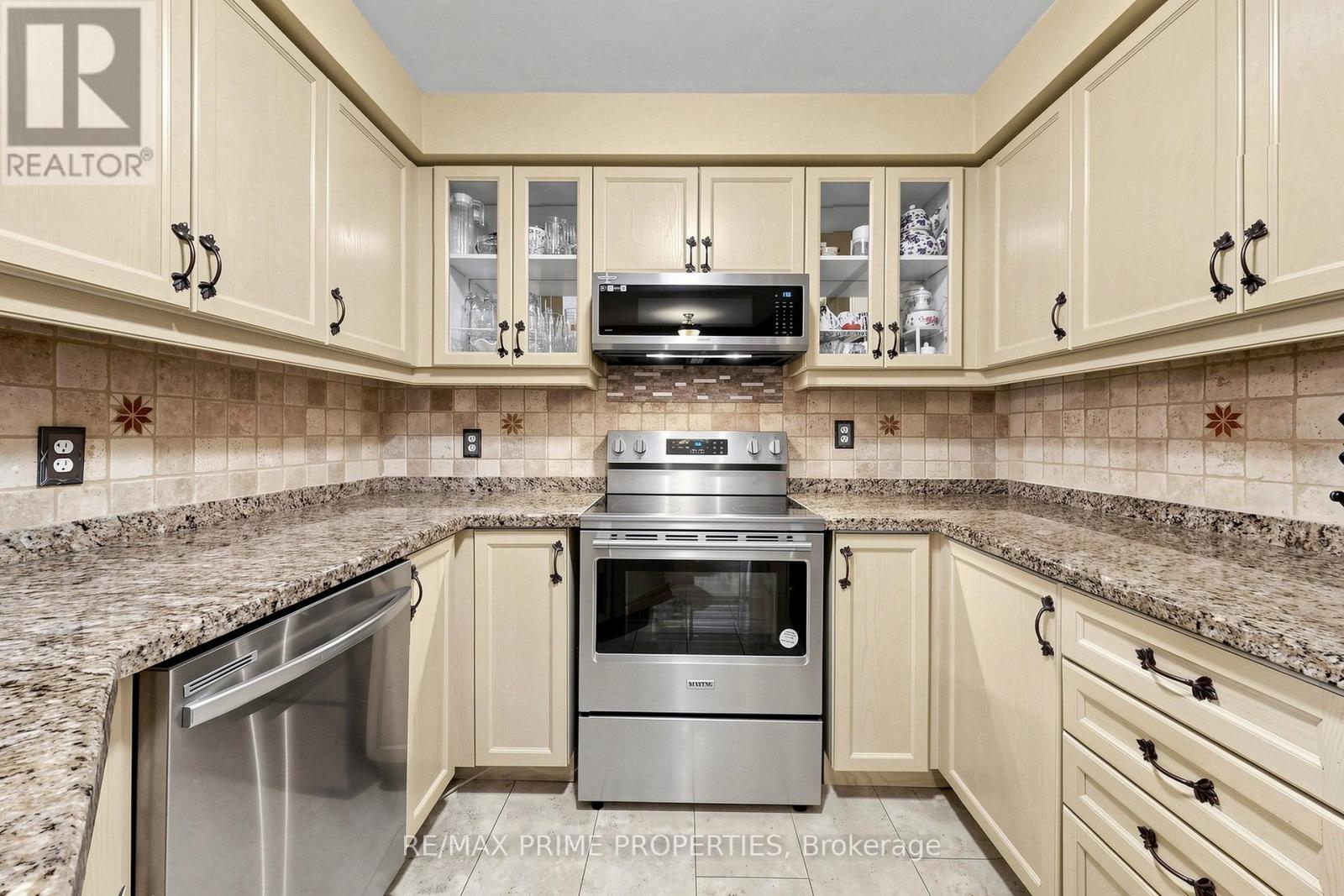 101 Settlement Park Avenue, Markham, Ontario  L6B 1B6 - Photo 12 - N13846298