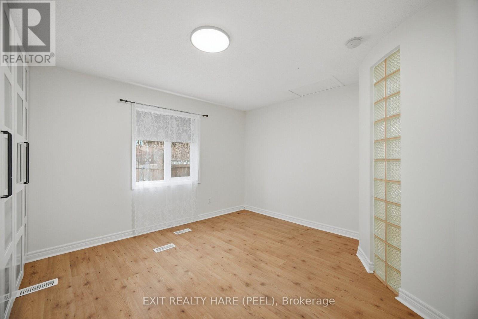 7698 Kipling Avenue, Vaughan, Ontario  L4L 1Y6 - Photo 30 - N13753942