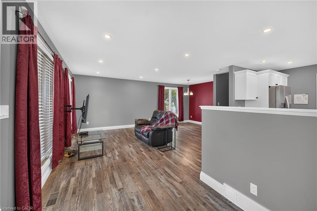1 Woodfield Avenue, Townsend, Ontario  N0A 1S0 - Photo 8 - 40867925