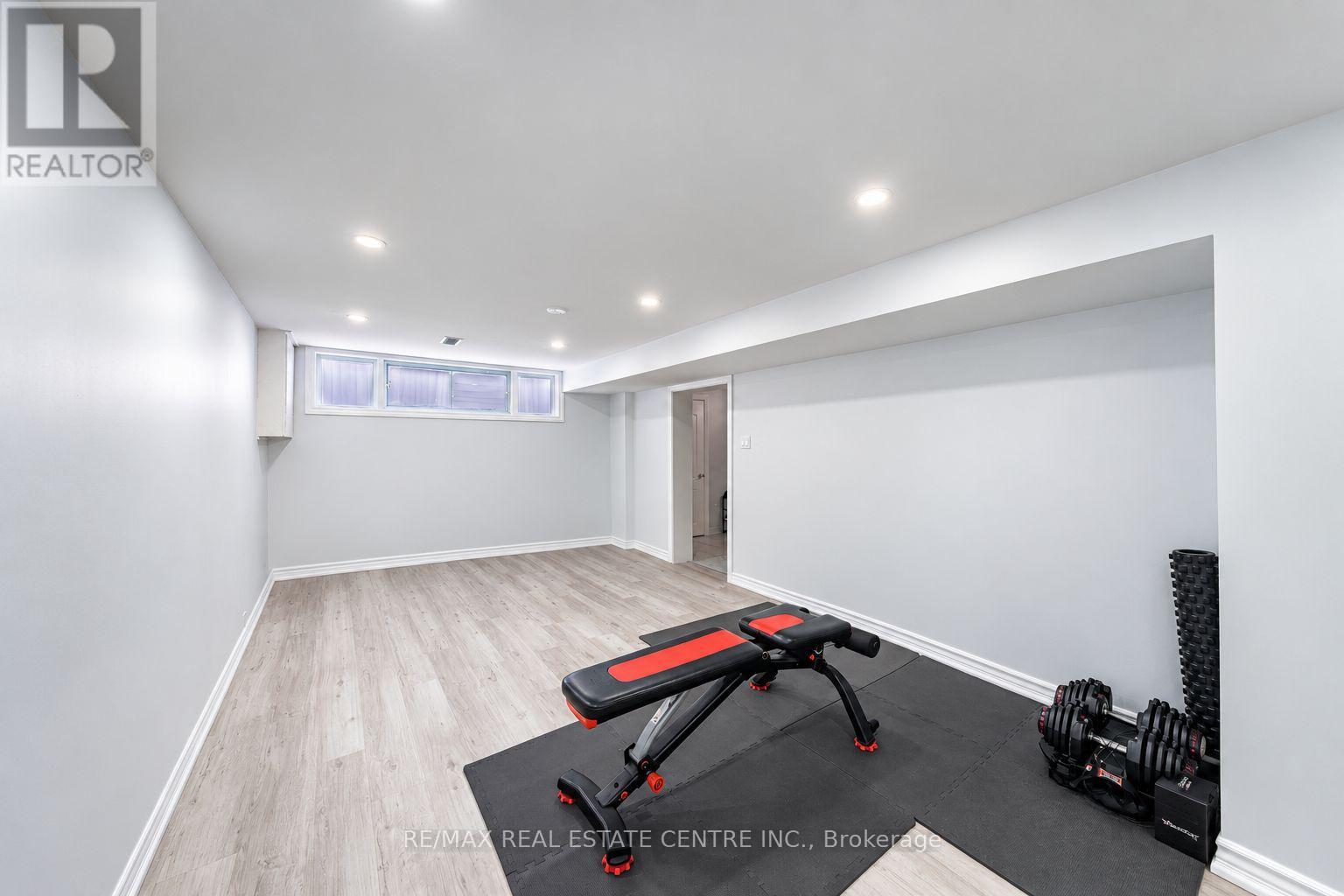 665 Jane Street, Toronto, Ontario  M6N 4A6 - Photo 34 - W13847086