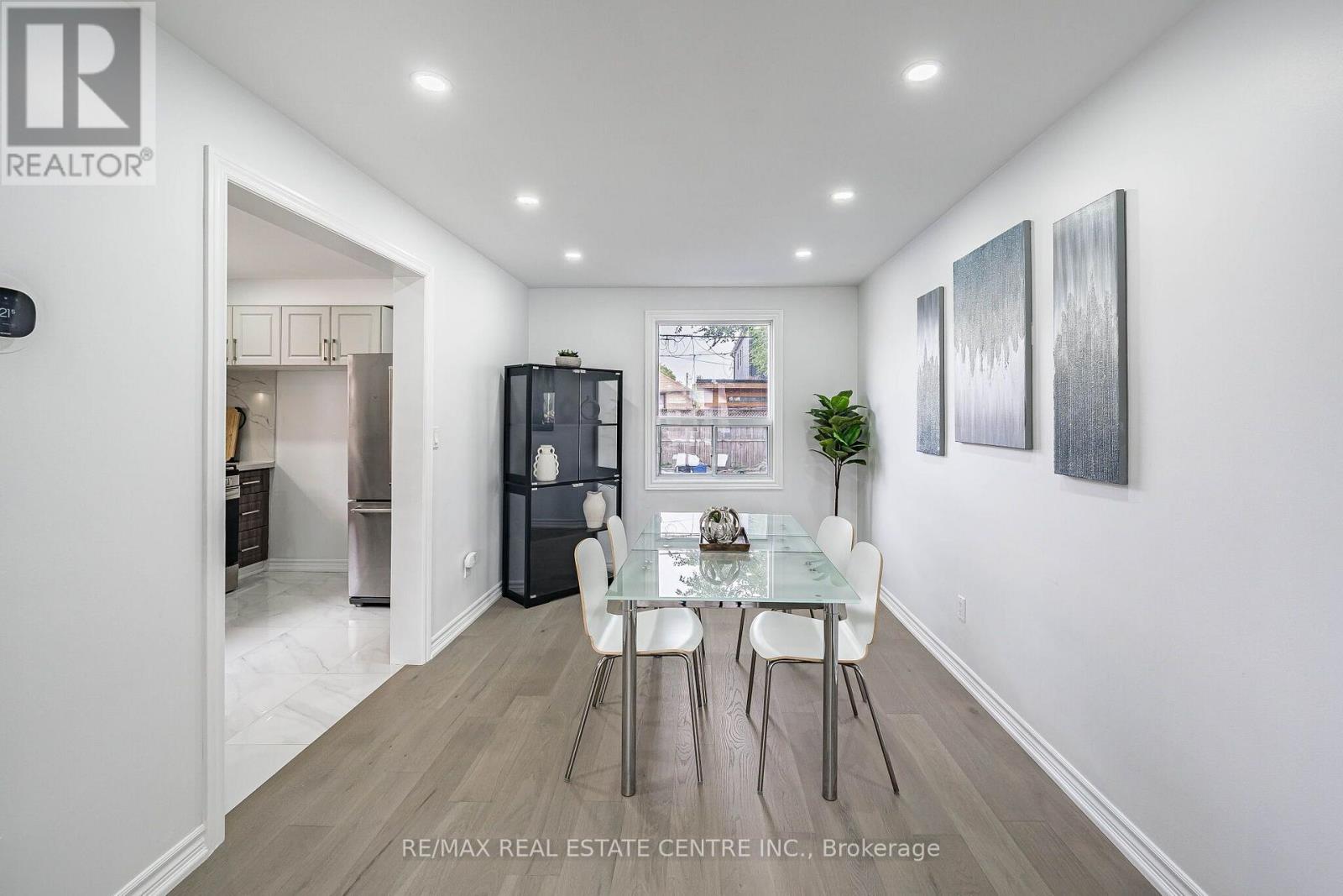 665 Jane Street, Toronto, Ontario  M6N 4A6 - Photo 15 - W13847086