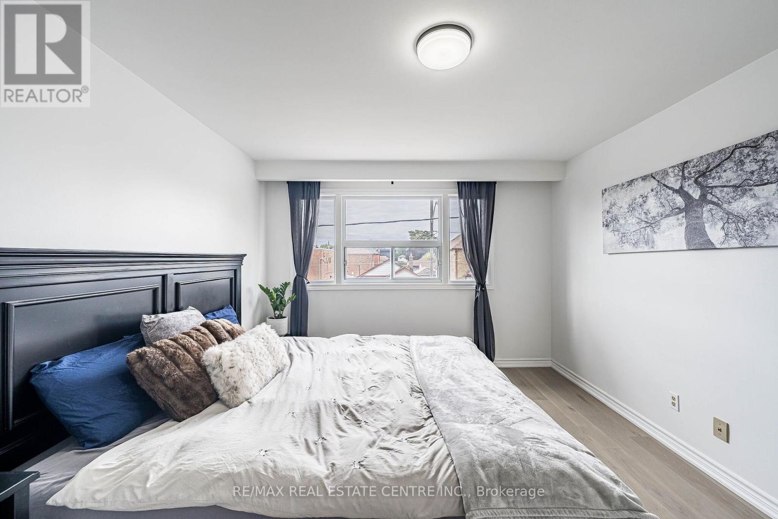 665 Jane Street, Toronto, Ontario  M6N 4A6 - Photo 22 - W13847086