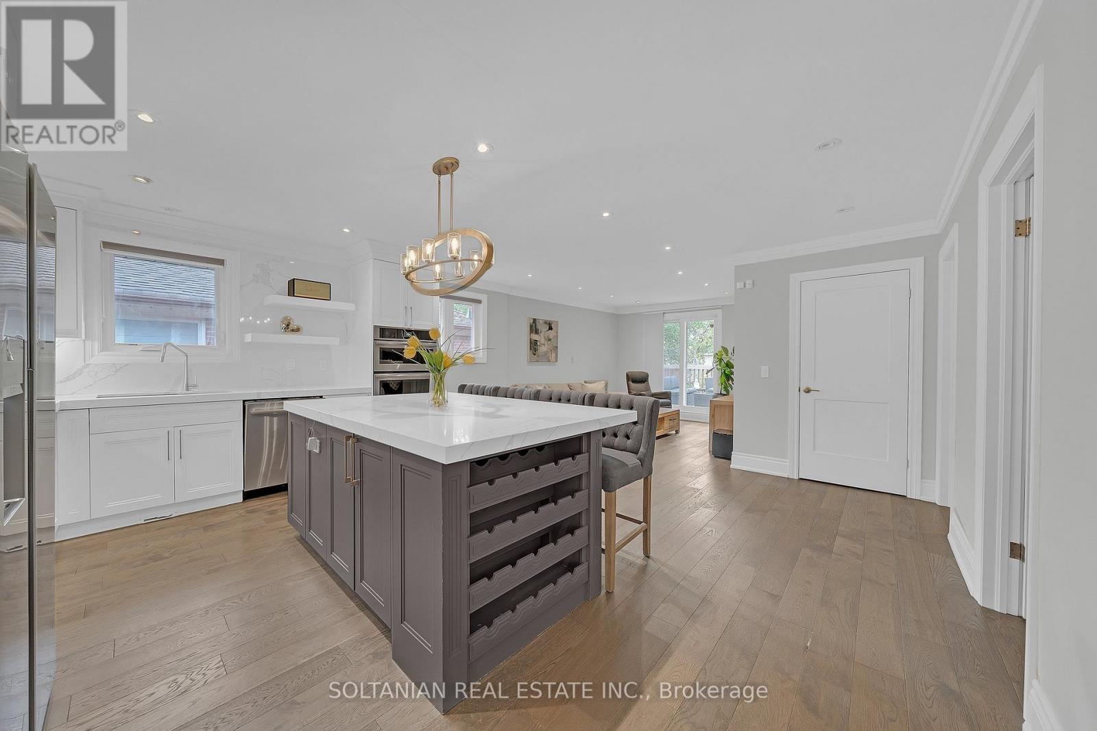 33 Madawaska Avenue, Toronto, Ontario  M2M 2R1 - Photo 7 - C13848318