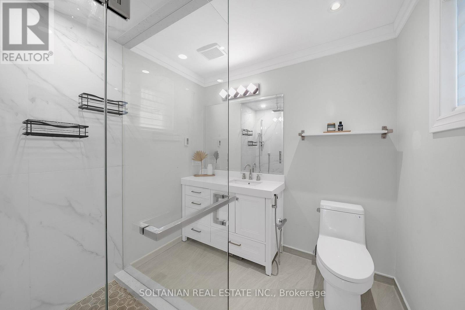 33 Madawaska Avenue, Toronto, Ontario  M2M 2R1 - Photo 25 - C13848318