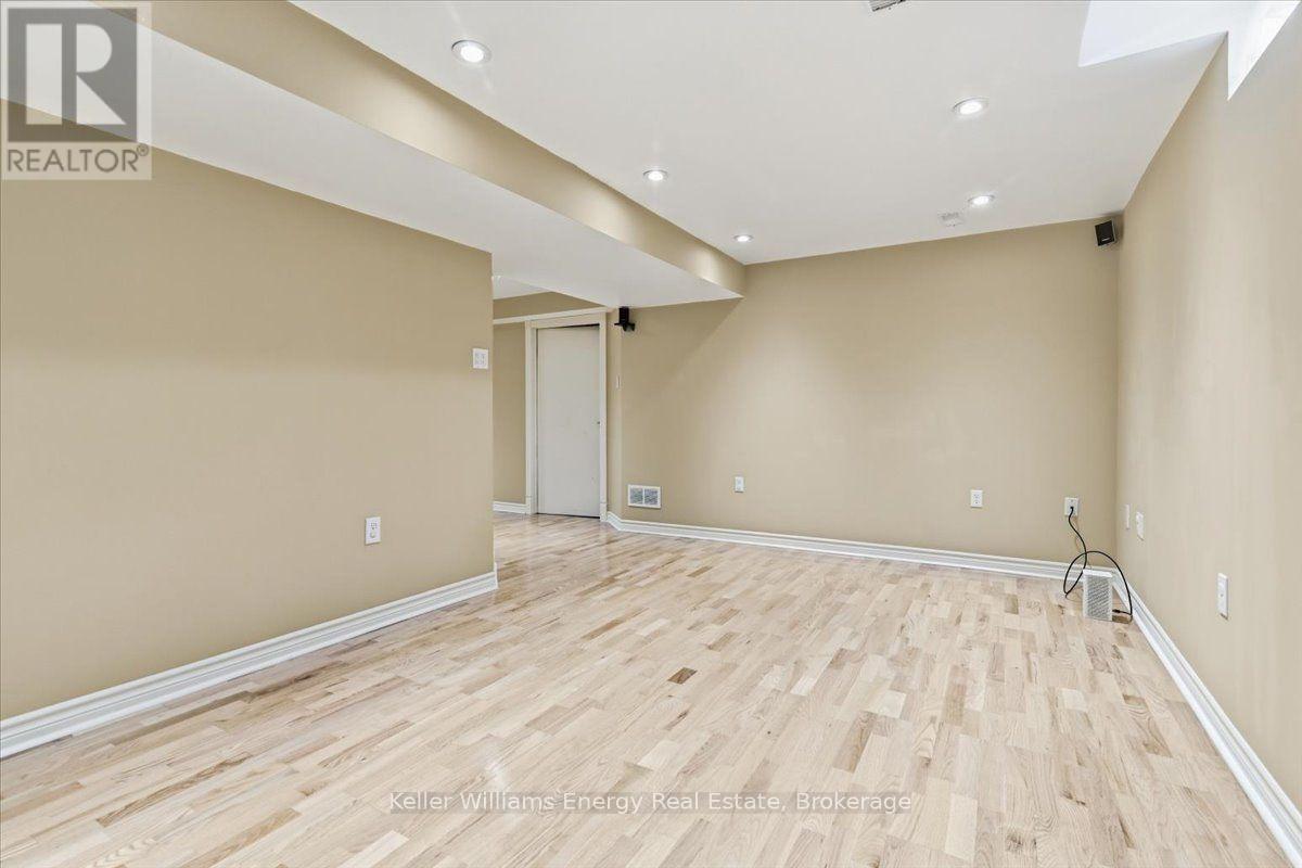 27 Dent Street, Ajax, Ontario  L1T 4G1 - Photo 35 - E13848604