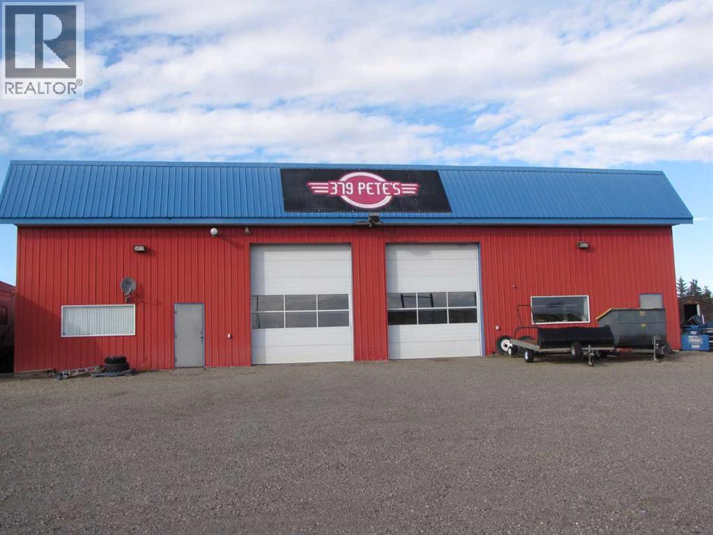 3208 52 Avenue, Innisfail, Alberta  T4G 1E2 - Photo 1 - A2347853