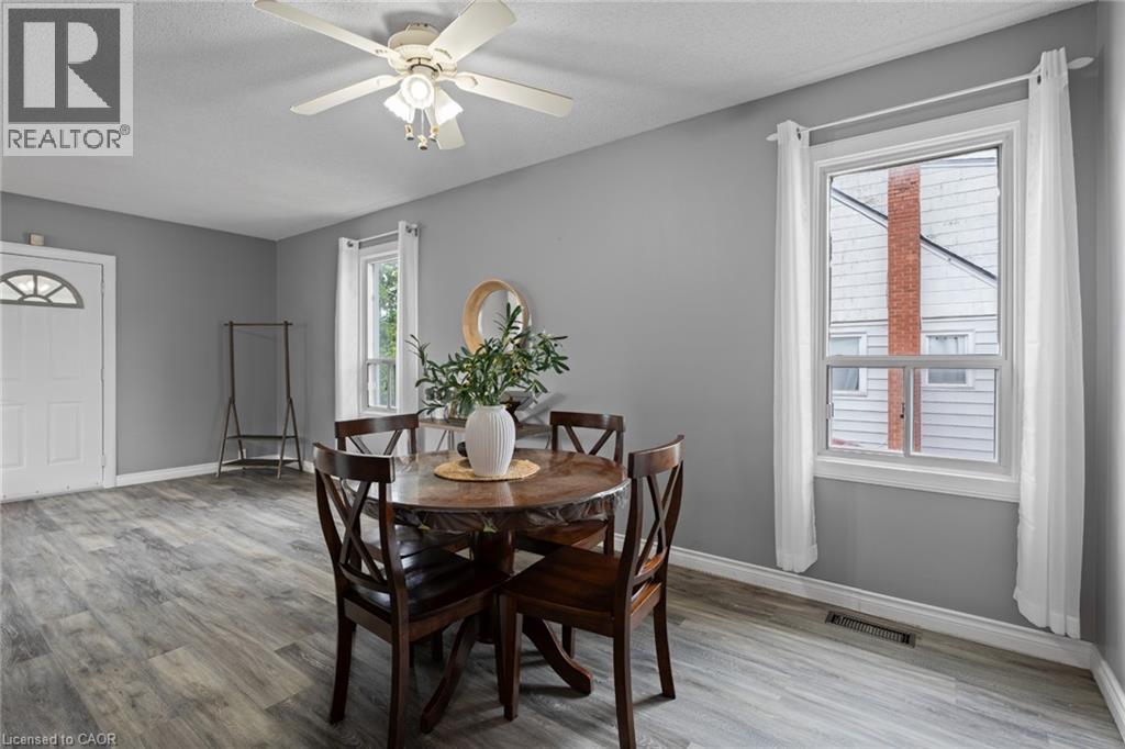 3 1/2 Dundonald Street, St. Catharines, Ontario  L2P 2A8 - Photo 12 - 40867443