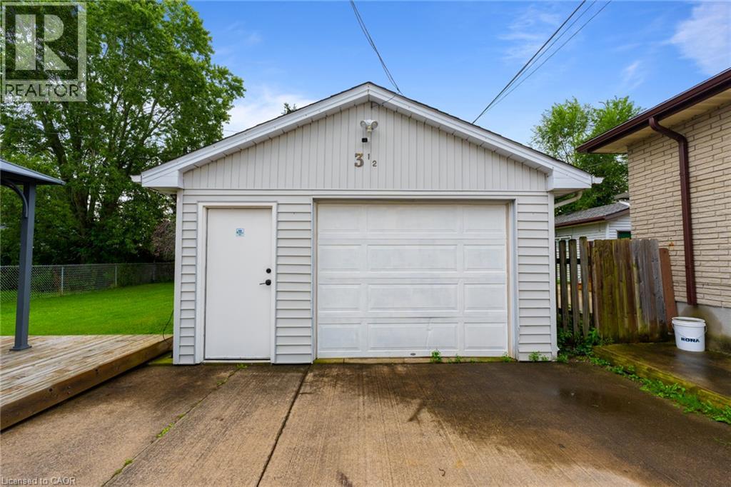 3 1/2 Dundonald Street, St. Catharines, Ontario  L2P 2A8 - Photo 31 - 40867443