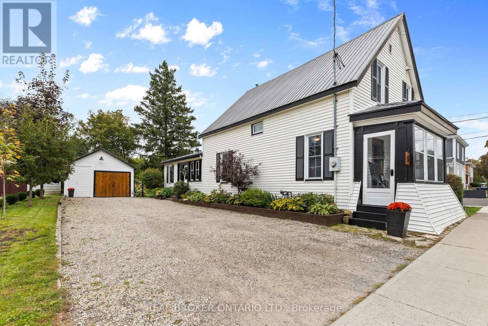 14 Victoria Avenue, North Grenville, Ontario  K0G 1J0 - Photo 2 - X13848614