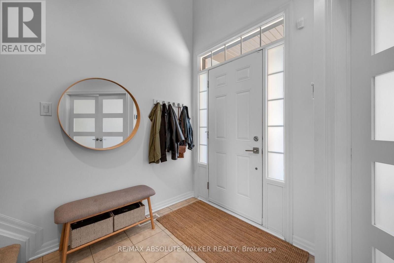 561 Summerhill Street, Ottawa, Ontario  K4M 0B9 - Photo 4 - X13848722