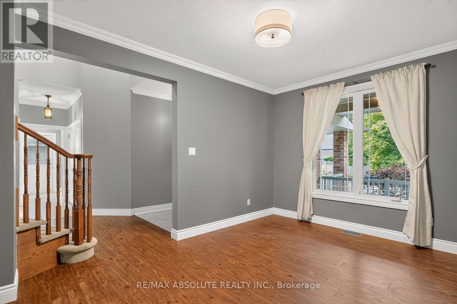 229 Marjan Crescent, Ottawa, Ontario  K2J 0N2 - Photo 5 - X13848762