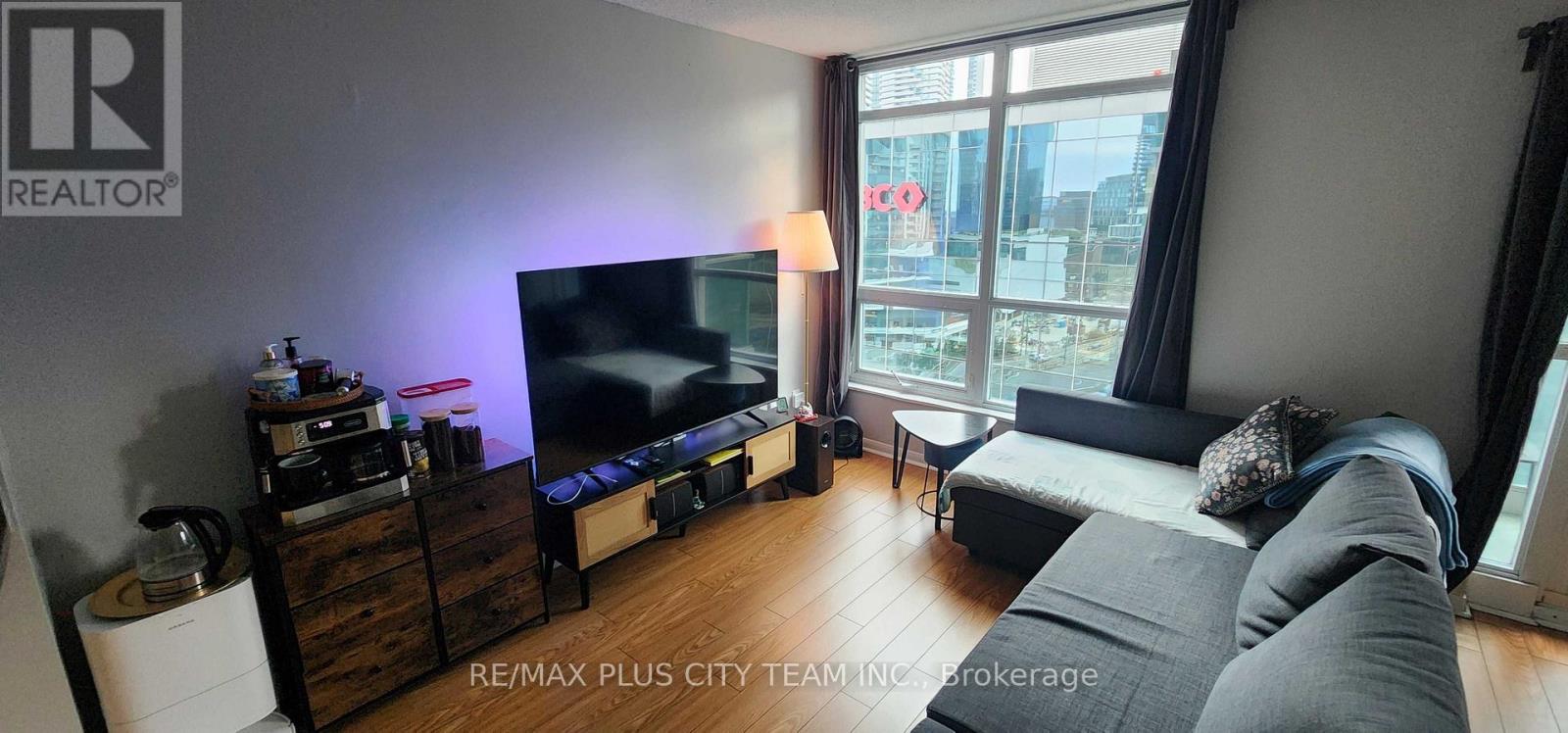 1314 - 18 Yonge Street, Toronto, Ontario  M5E 1R4 - Photo 2 - C13848636