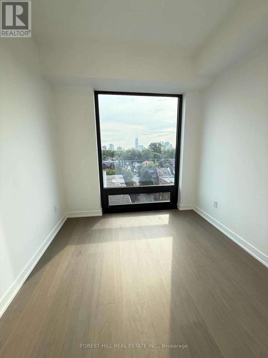 1220 - 89 MONTCLAIR AVENUE
