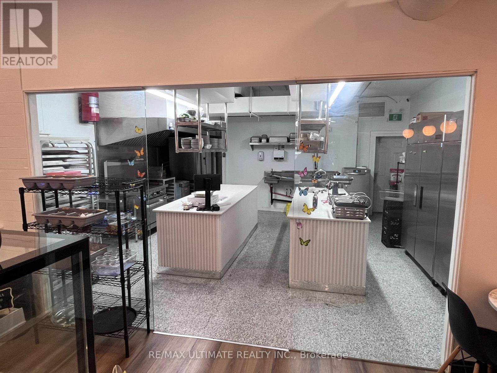 579 College Street, Toronto, Ontario  M6G 1B2 - Photo 12 - C13848796