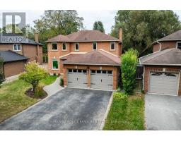 37 WYNDFIELD CRESCENT, Whitby, Ontario