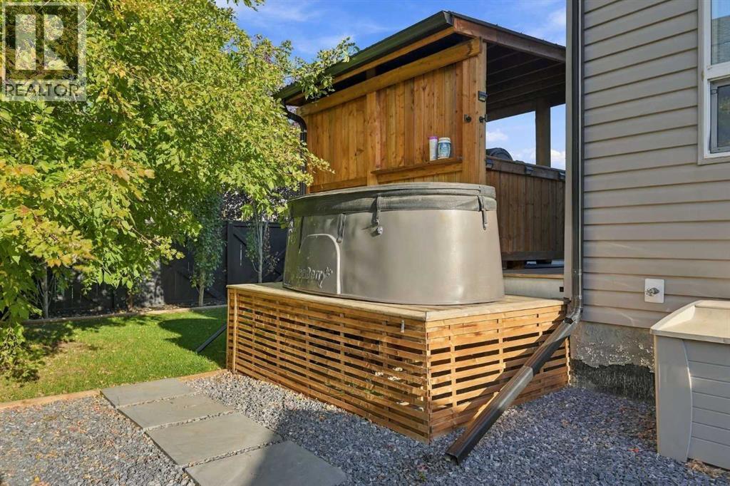 128 Seagreen Way