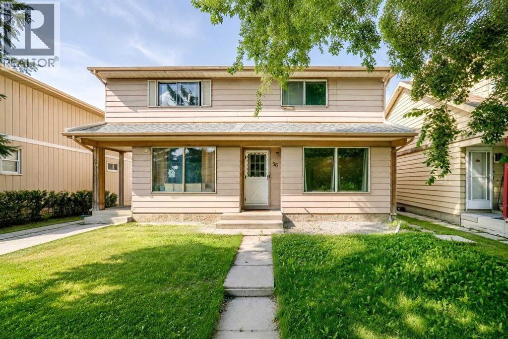 96 Erin Woods Boulevard SE, Calgary, Alberta