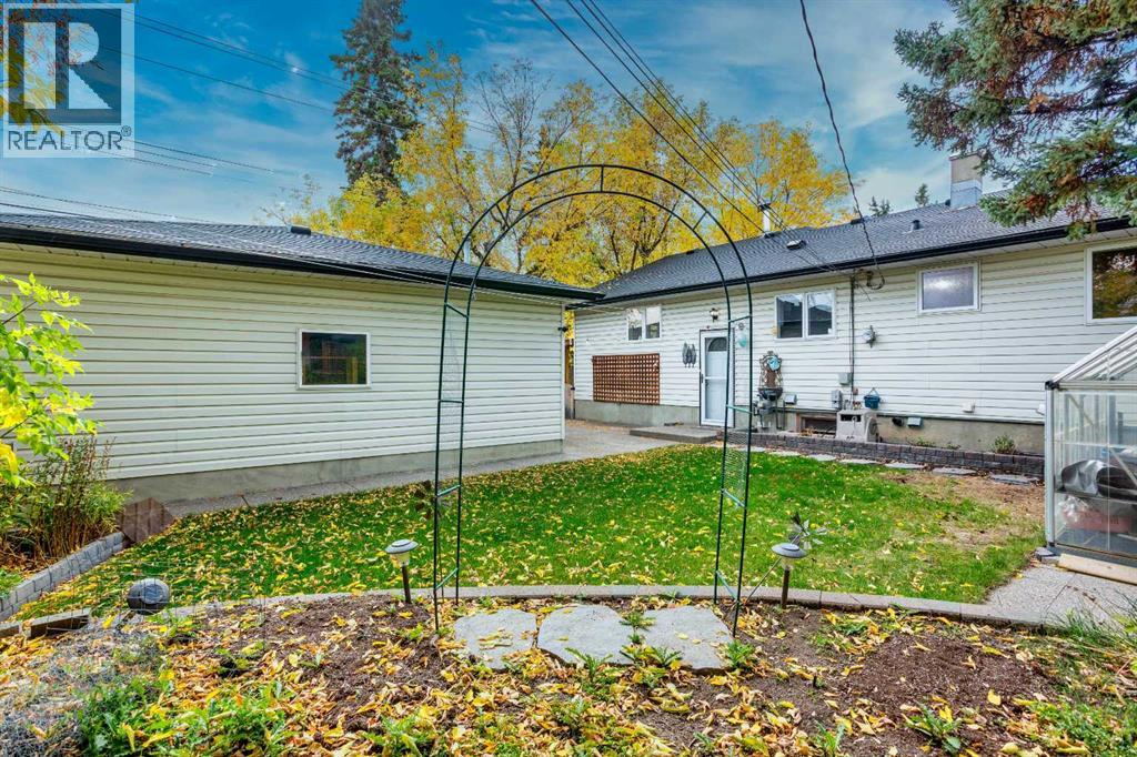 4 Wildwood Drive SW