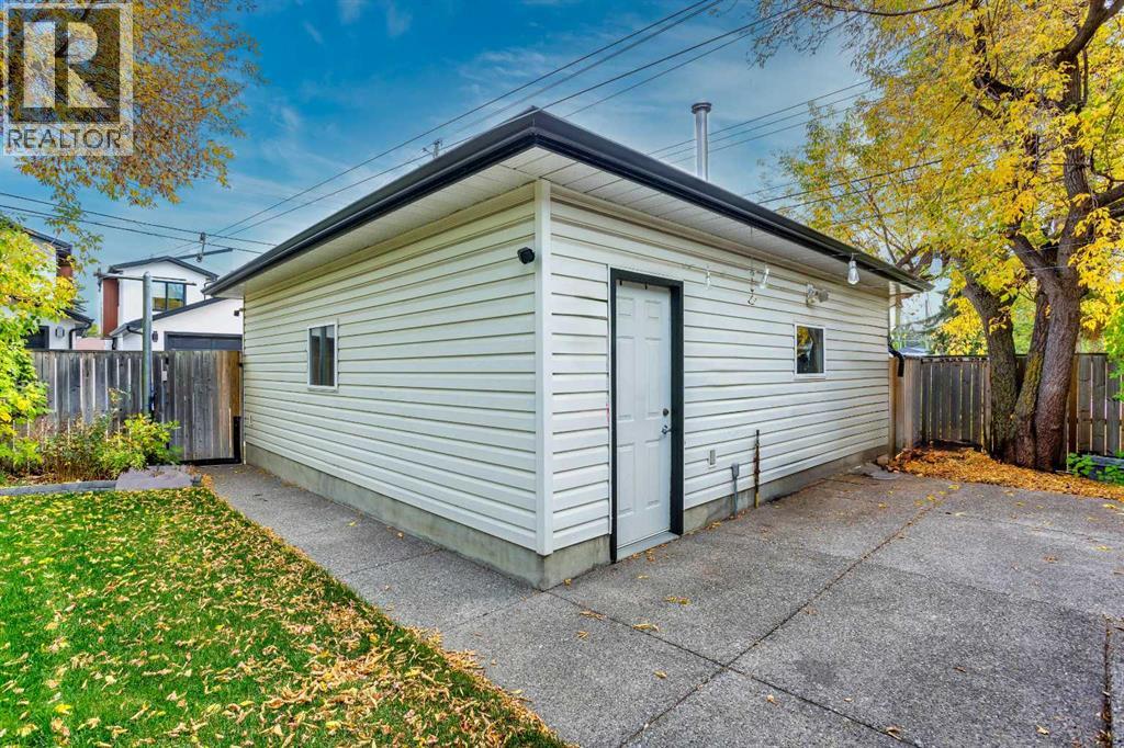 4 Wildwood Drive SW
