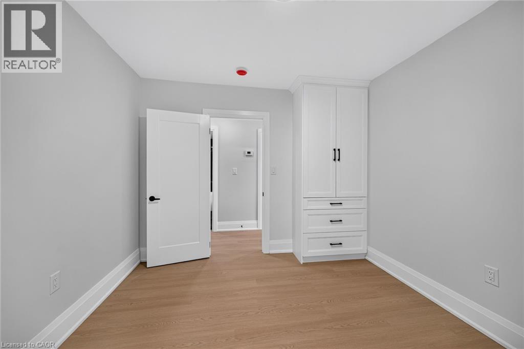 50 West 4th Street, Hamilton, Ontario  L9C 3M4 - Photo 17 - 40868041