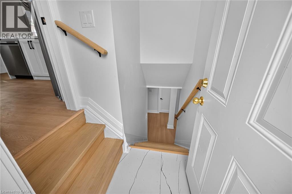 50 West 4th Street, Hamilton, Ontario  L9C 3M4 - Photo 22 - 40868041