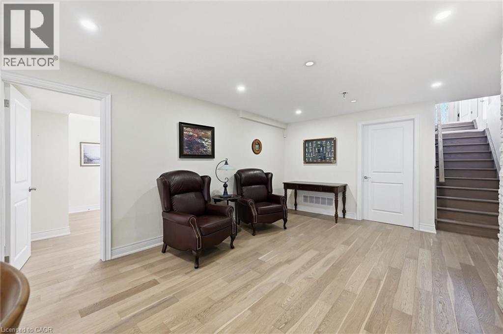 305 Caledon Avenue, Hamilton, Ontario  L9C 3C9 - Photo 26 - 40867805