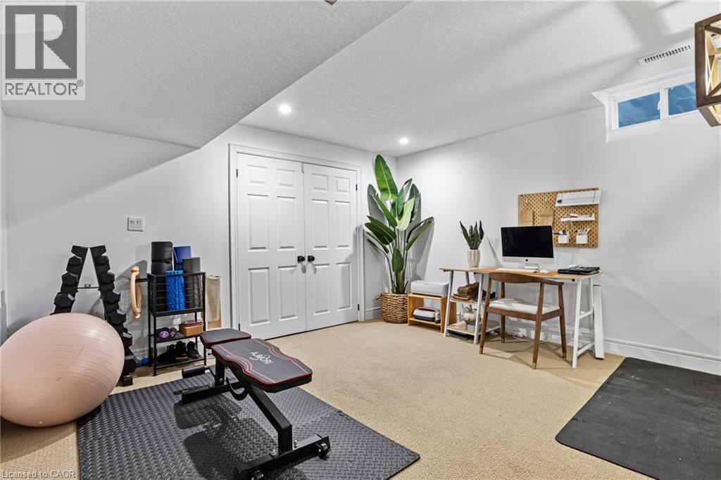 253 Upper Mount Albion Road, Stoney Creek, Ontario  L8J 1V1 - Photo 35 - 40867218
