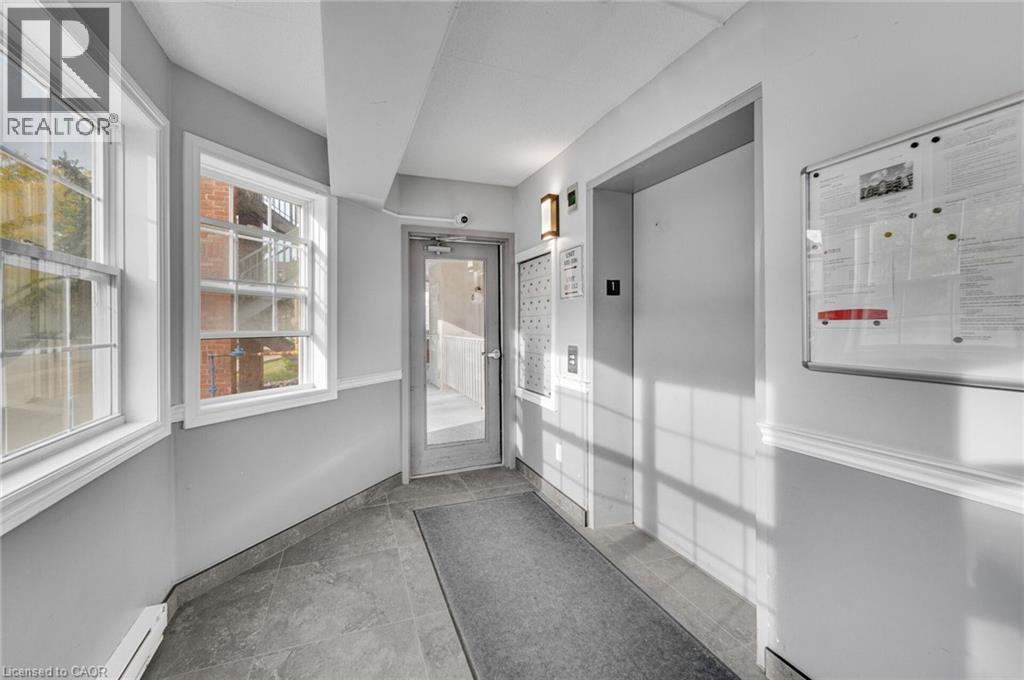 4015 Kilmer Drive Unit# 204, Burlington, Ontario  L7M 4M4 - Photo 5 - 40866999