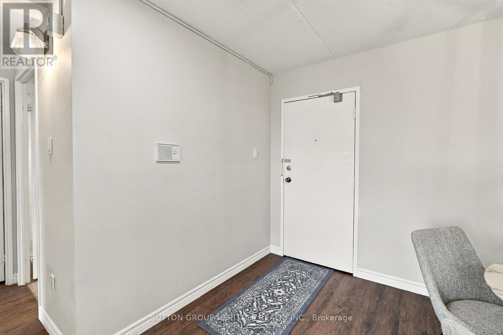 406 - 15390 Yonge Street, Aurora, Ontario  L4G 1N8 - Photo 9 - N13848174