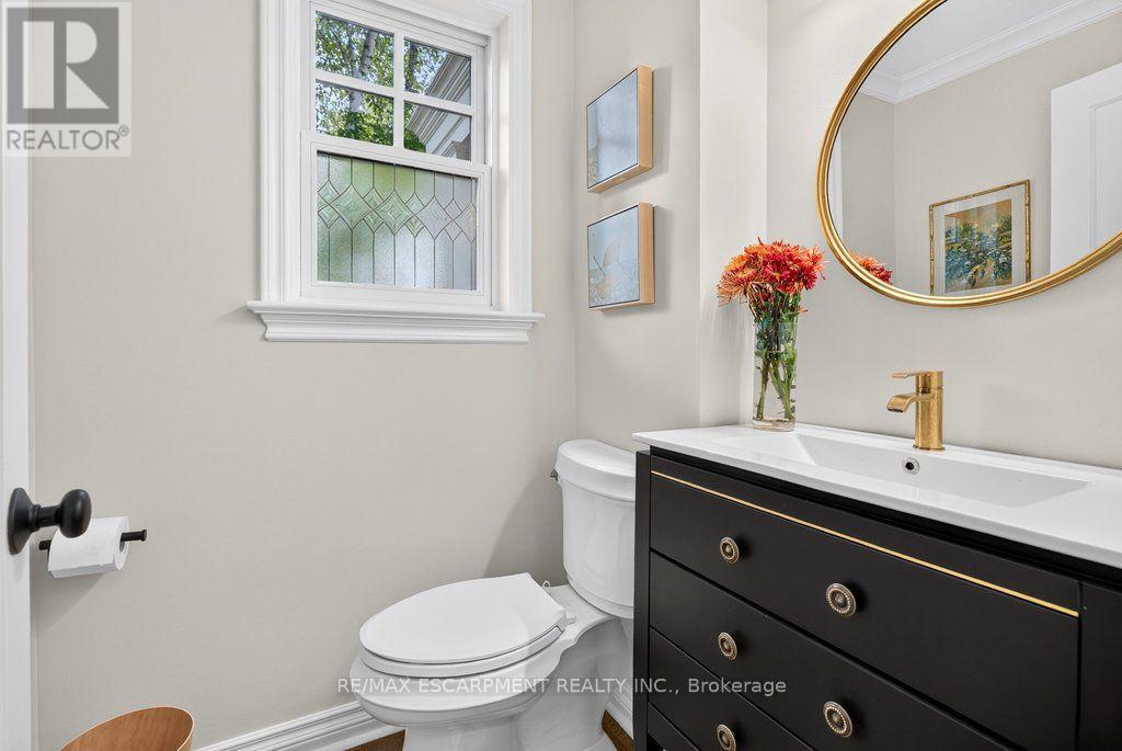 1417 Halifax Place, Burlington, Ontario  L7S 1J7 - Photo 22 - W13848628