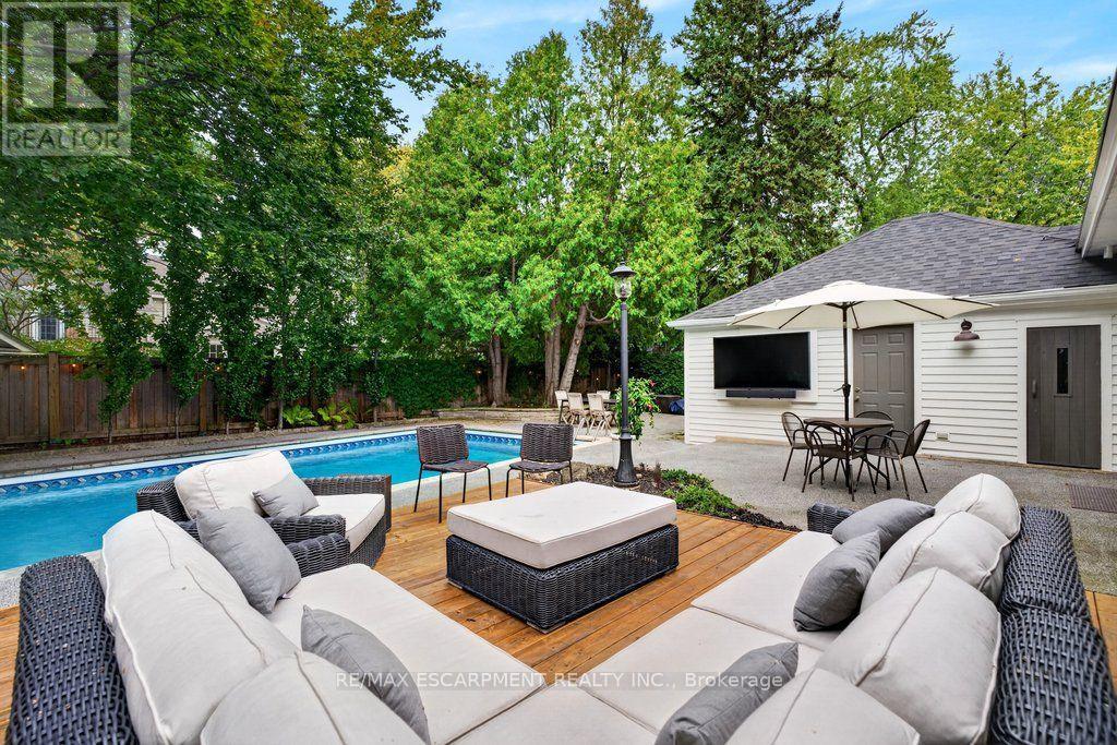 1417 Halifax Place, Burlington, Ontario  L7S 1J7 - Photo 42 - W13848628