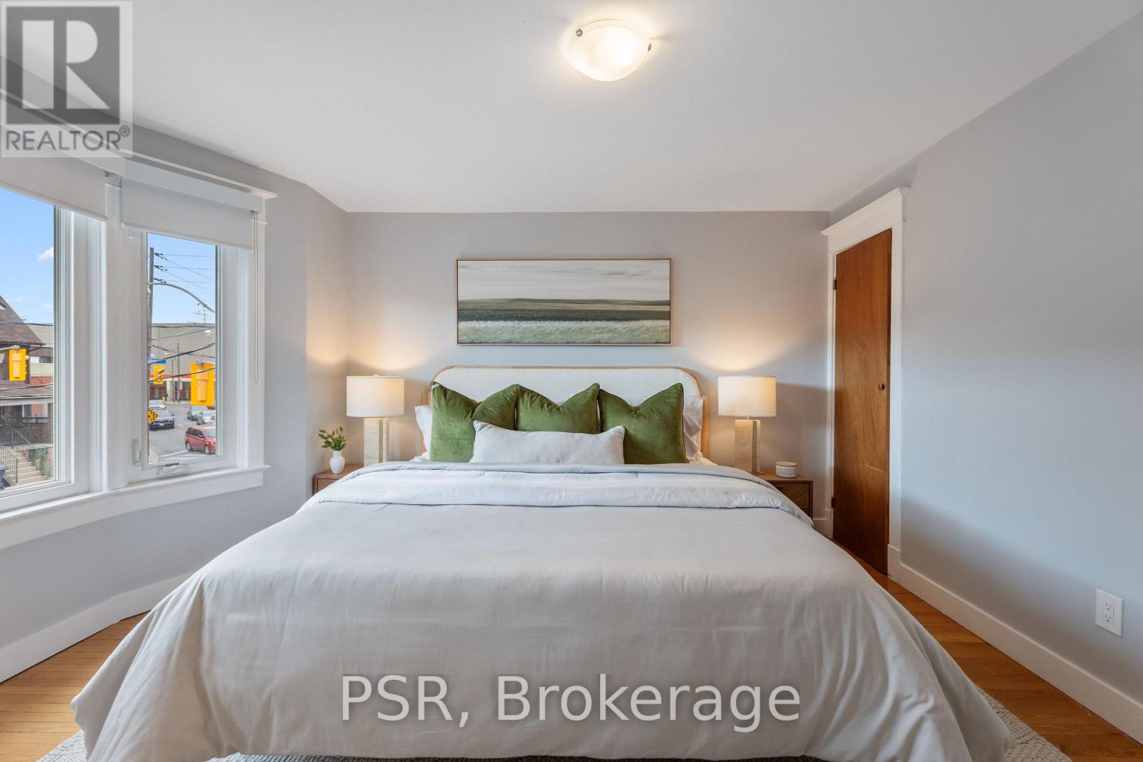 1045 Ossington Avenue, Toronto, Ontario  M6G 3V9 - Photo 18 - W13848660