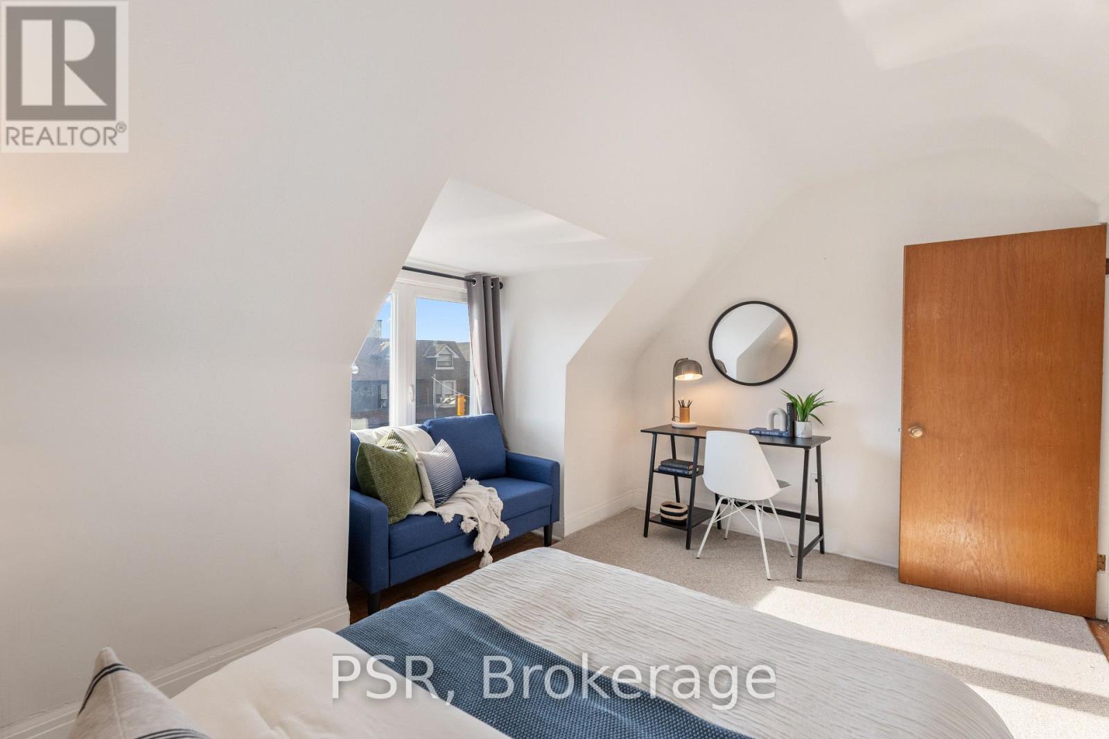 1045 Ossington Avenue, Toronto, Ontario  M6G 3V9 - Photo 31 - W13848660