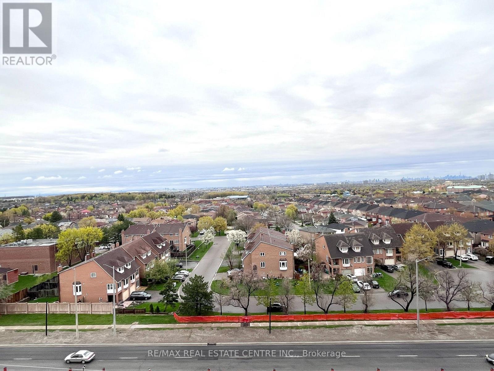 1013 - 55 Strathaven Drive, Mississauga, Ontario  L5R 4G9 - Photo 19 - W13848692