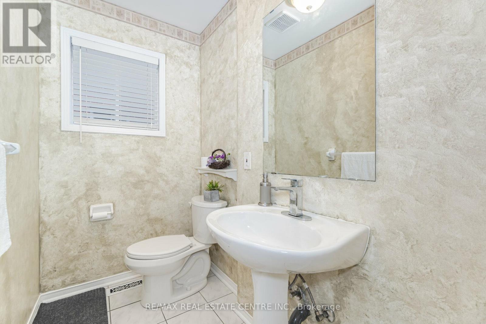 3727 Althorpe Circle, Mississauga, Ontario  L5N 7G5 - Photo 19 - W13848748