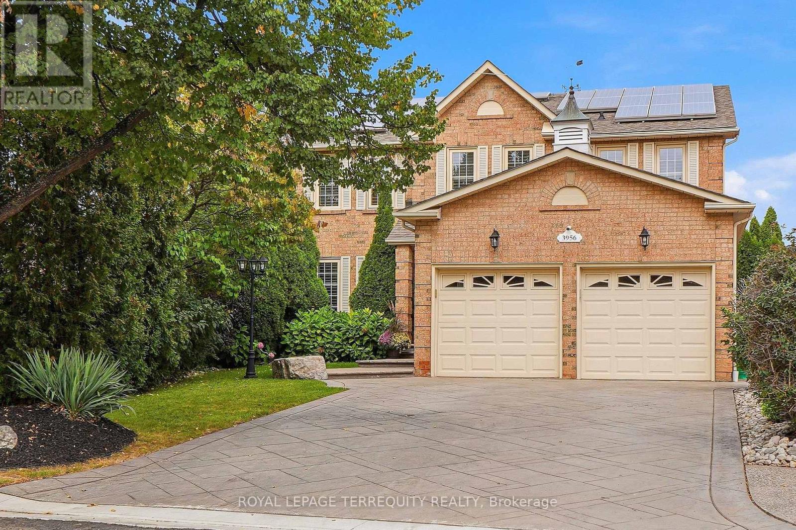 3956 CHADBURN CRESCENT, Mississauga, Ontario