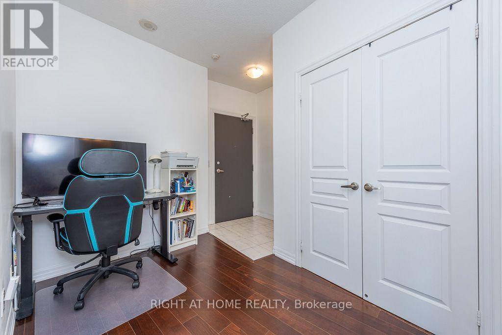 2802 - 223 Webb Drive, Mississauga, Ontario  L5B 0E8 - Photo 11 - W13848782