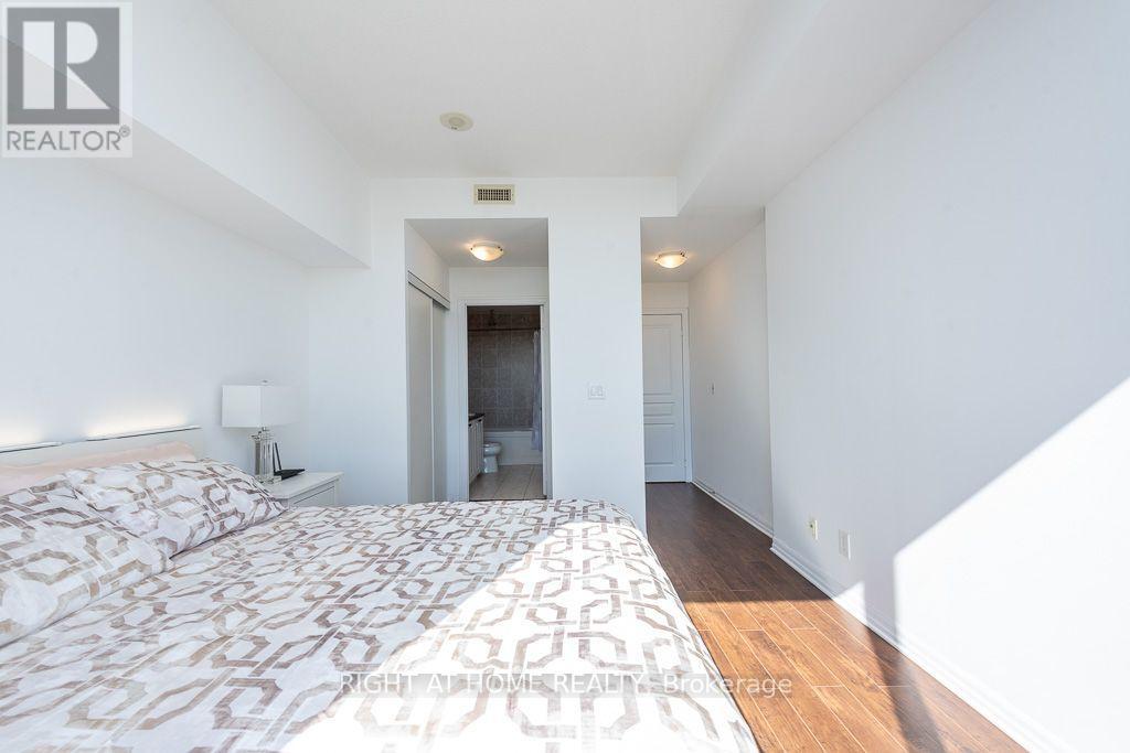 2802 - 223 Webb Drive, Mississauga, Ontario  L5B 0E8 - Photo 29 - W13848782
