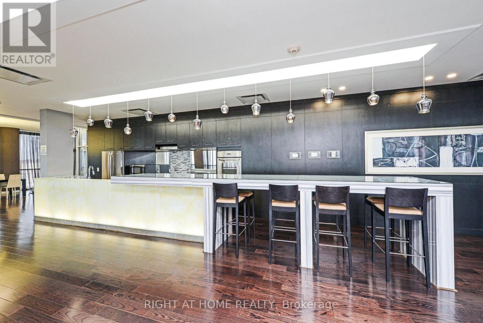 2802 - 223 Webb Drive, Mississauga, Ontario  L5B 0E8 - Photo 42 - W13848782
