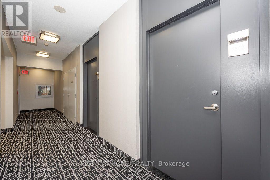 2802 - 223 Webb Drive, Mississauga, Ontario  L5B 0E8 - Photo 5 - W13848782