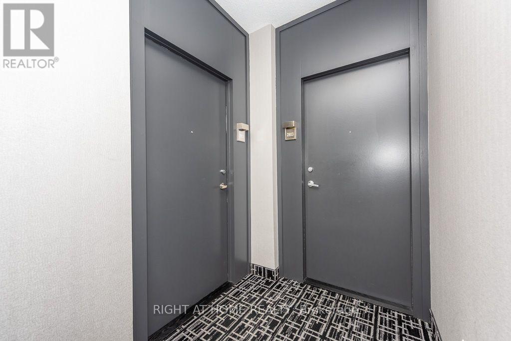 2802 - 223 Webb Drive, Mississauga, Ontario  L5B 0E8 - Photo 6 - W13848782
