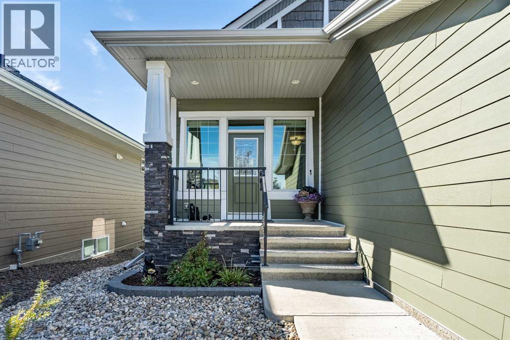 152 Ranch Road, Okotoks, Alberta  T1S 0P4 - Photo 2 - A2348369